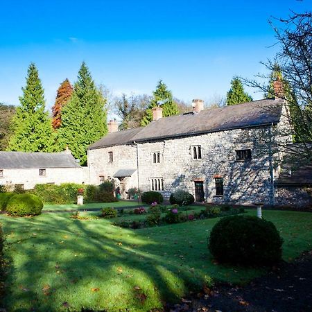 Pencoed House Estate Casa de hóspedes Cardiff Exterior foto